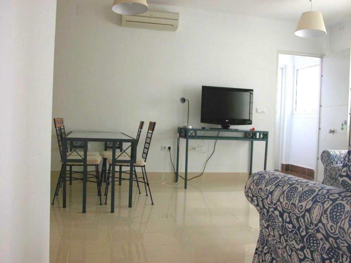 Apartamentos Guga Rta A Ca 00267 At Edif Complejo 2 Llaves Playa Кониль-де-ла-Фронтера Экстерьер фото